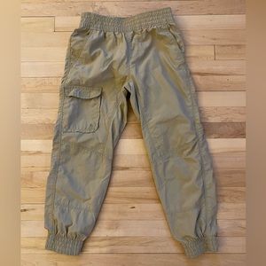 SOLD: Columbia kids XS (4-5) hiking joggers